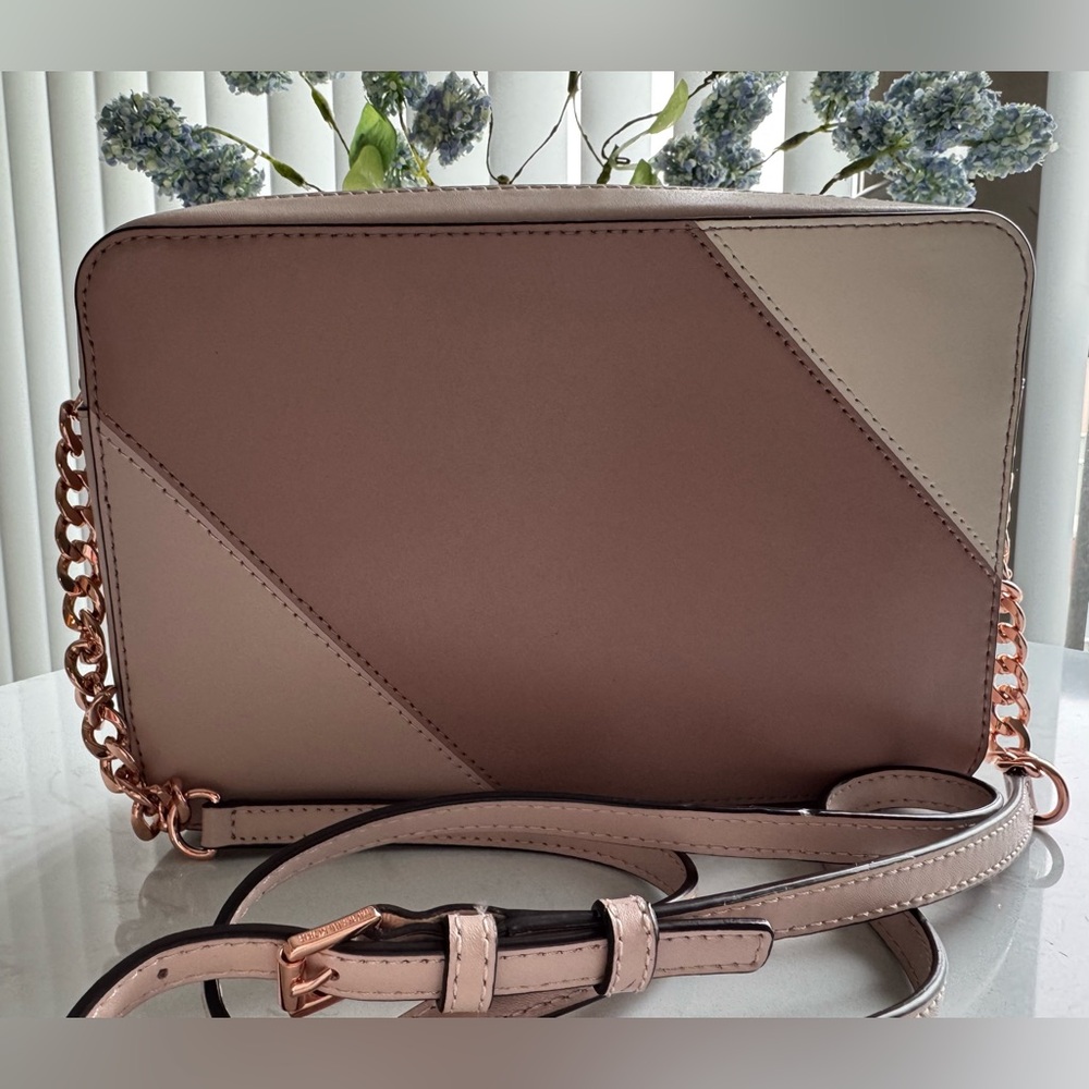 Michael Kors Jet Set Crossbody in Tri Color Pink - Picture 3 of 5